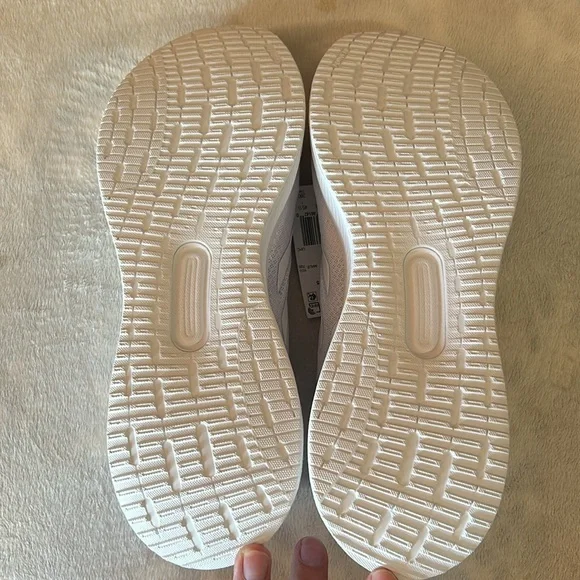 adidas RUNFALCON 5 Size 11 US Men’s SKU IH7757 - Picture 6 of 8